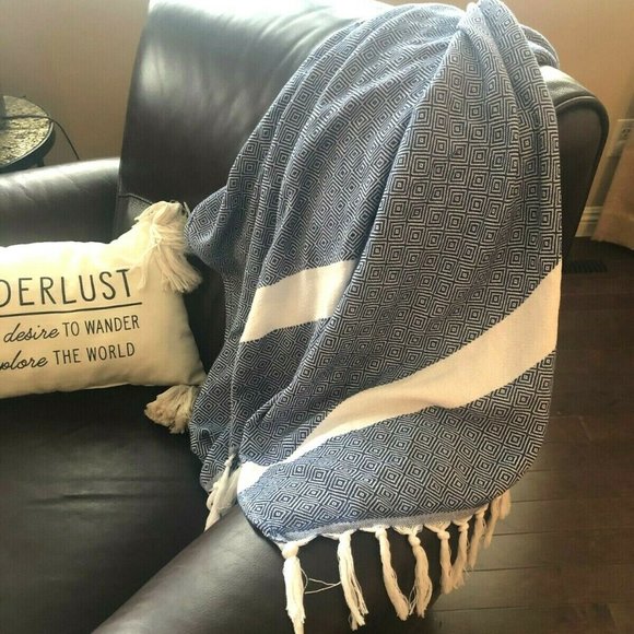 Trina Turk Fringe Throw Blanket Navy Blue White - Picture 2 of 6